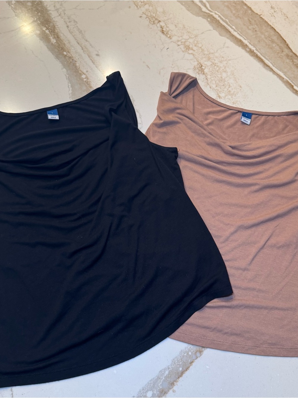 Old Navy Women’s cowneck Tank Top - Black and Tan bundle size: large